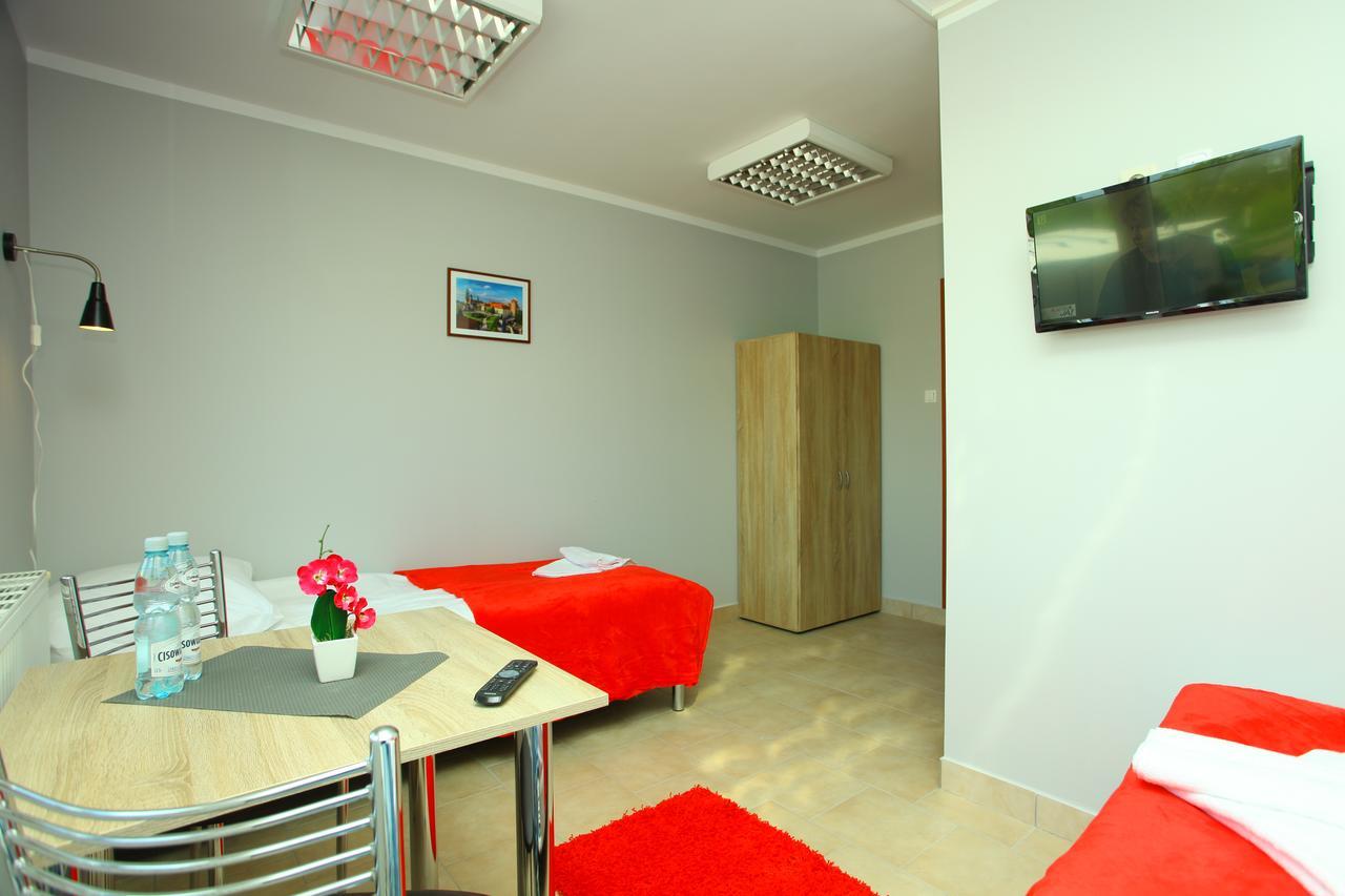 Hostel Bazar Krasków Exterior foto