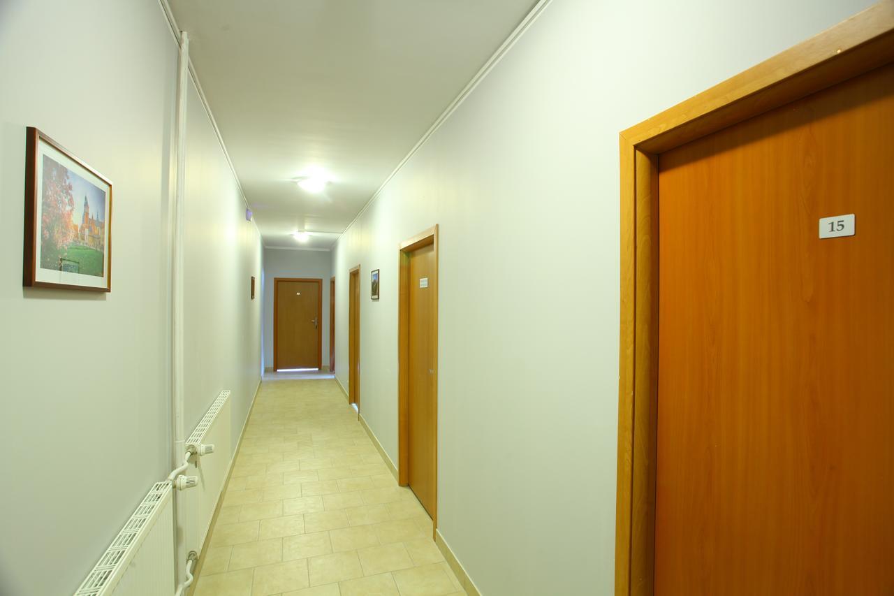 Hostel Bazar Krasków Exterior foto